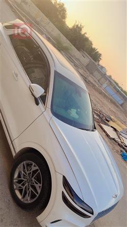 جنسس GV70